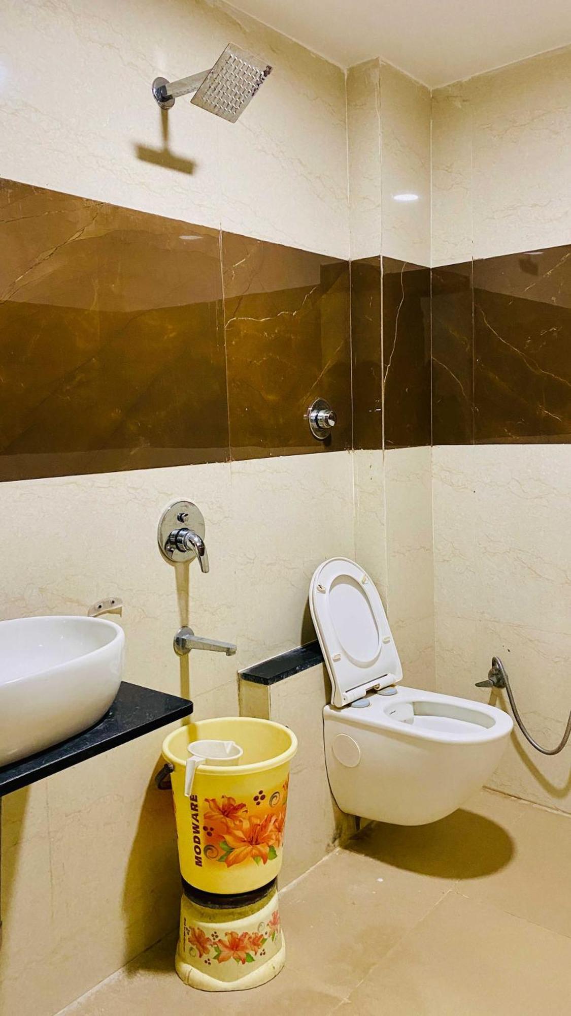 Hotel Gayatri Palace Godarpura Ngoại thất bức ảnh