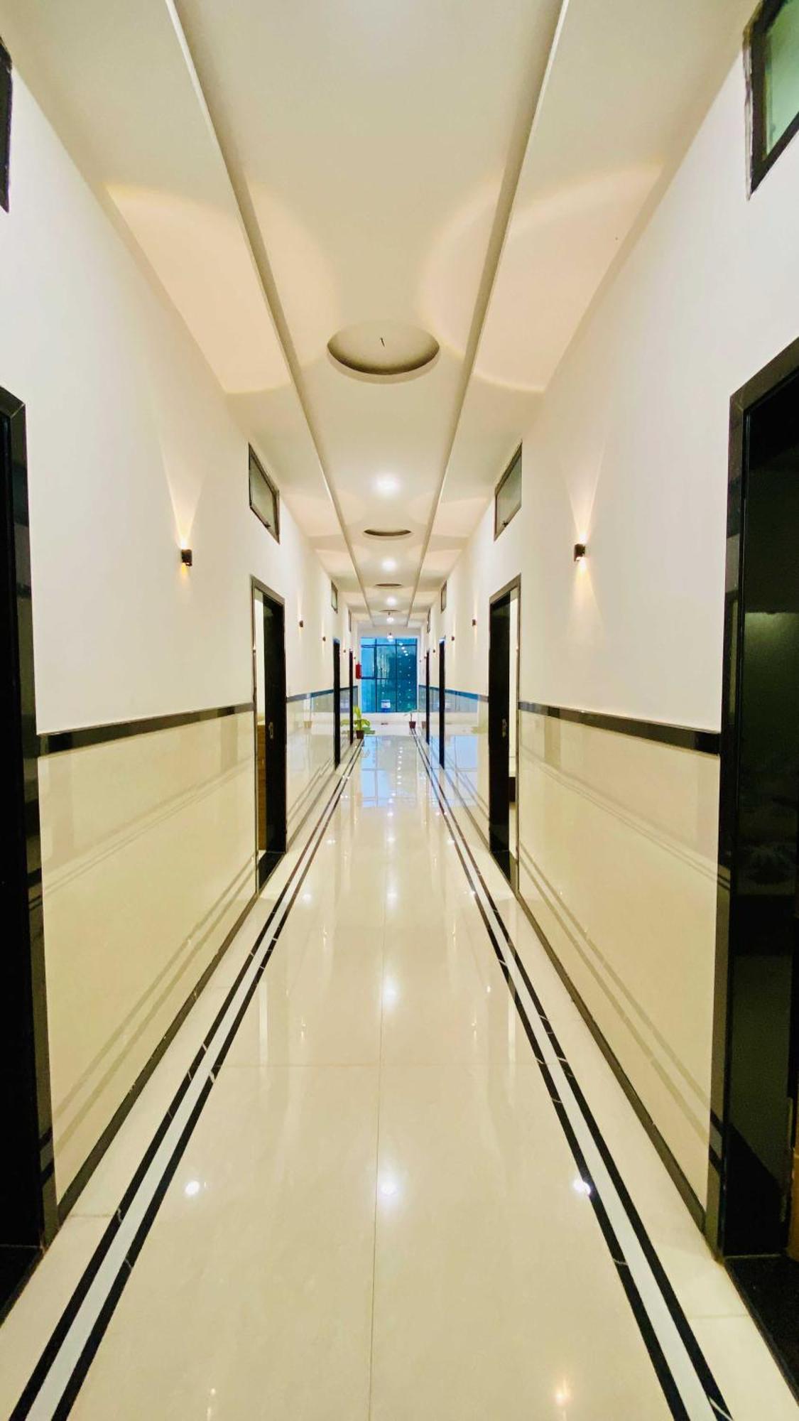 Hotel Gayatri Palace Godarpura Ngoại thất bức ảnh